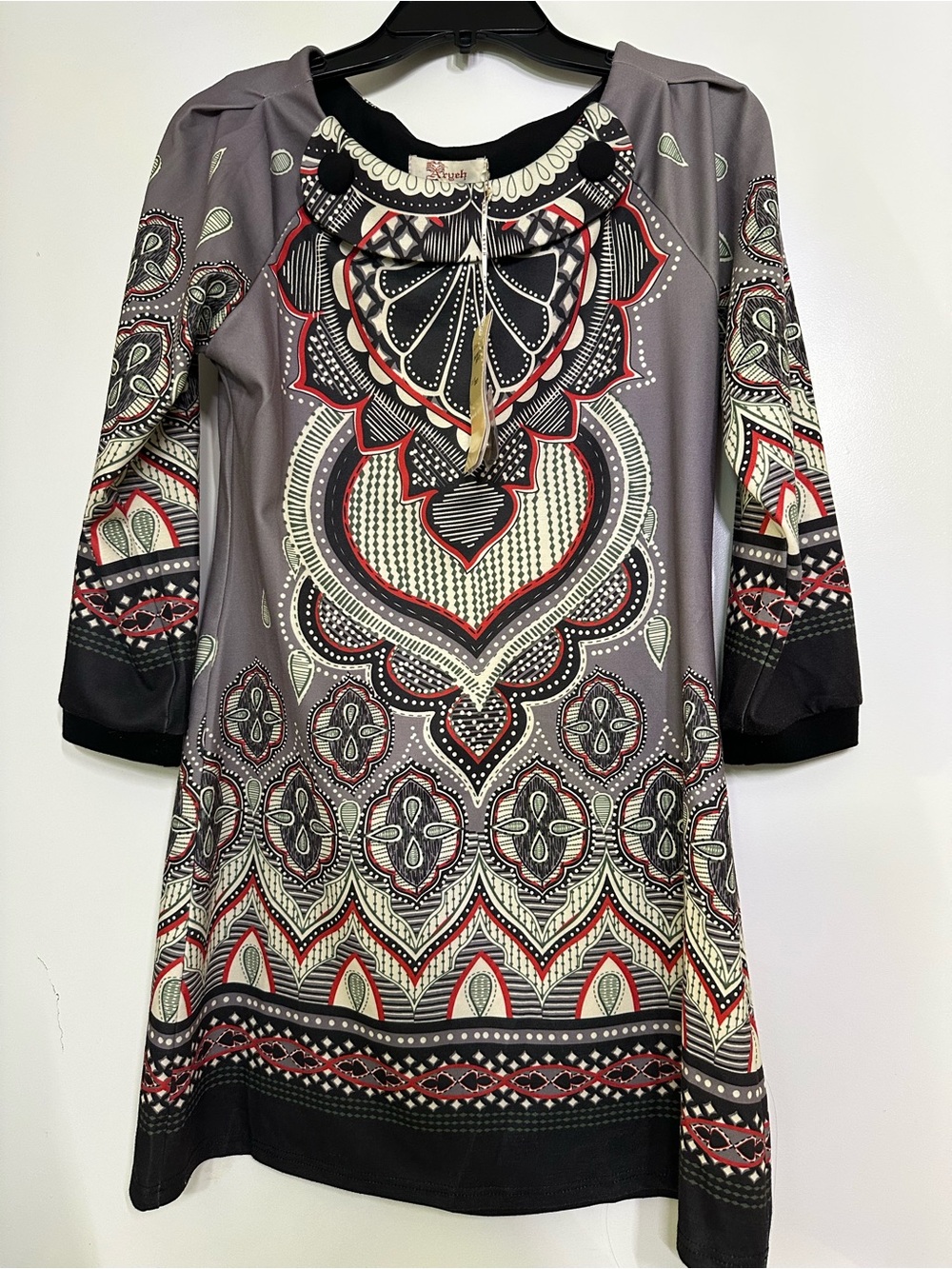 Aryeh Bohemian Print Knee-Length Dress in Gray, Black & Red